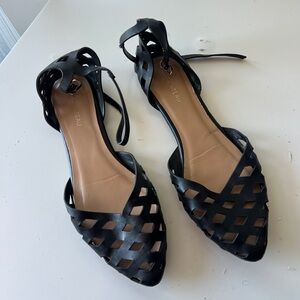 Chateau Black Cutout Women's Flats